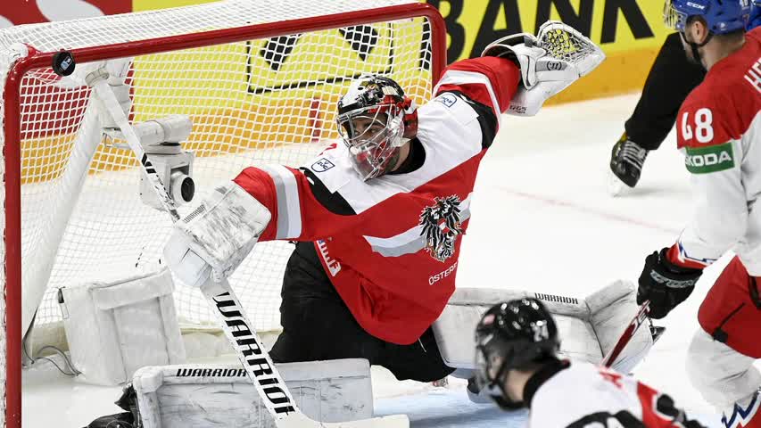 Фото - Чешский хоккеист поддержал позицию НХЛ по участию россиян в матчах в Праге