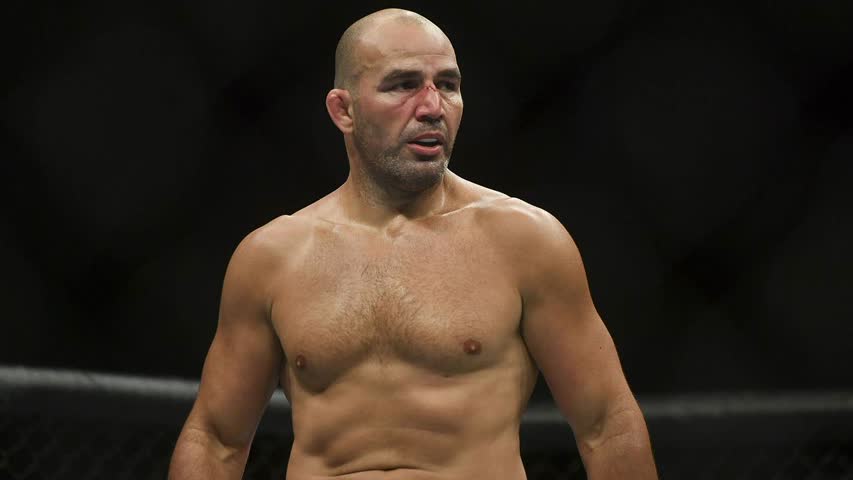 Фото - Бразильский боец назвал причину отказа от боя с россиянином за пояс UFC